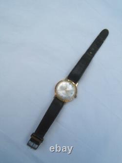 Ancienne montre TEGRA 17 JEWELS INCABLOC Années 50 swiss made