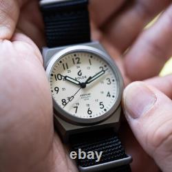 BOLDR VENTURE IVORY Automatique Titane Blanc Tissu Saphir Montre Homme