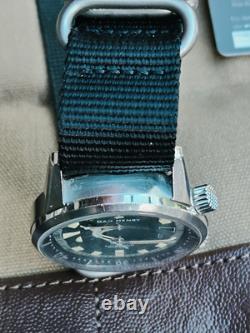 Belle Montre Dan Henry 1970 Automatic pour Homme Limited Edition numérotée