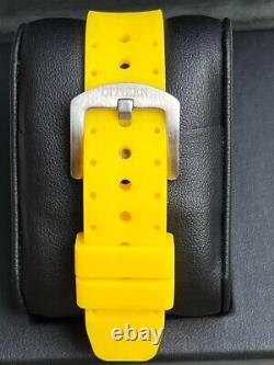 Citizen Automatique Hommes Montre-Bracelet Cadran Rotatif Jaune Caliber8200