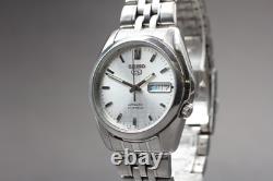 Exc+5 Montre automatique homme SEIKO 5 SNK355 7S26-01V0 cadran argenté 37 Exc+5 Montre automatique homme SEIKO 5 SNK355 7S26-01V0 cadran argenté 37