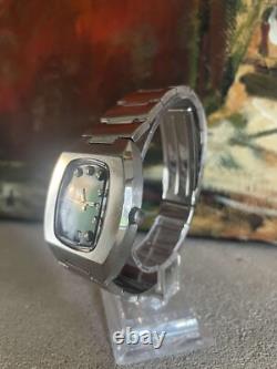 Imposante Montre Lov automatique. Acier