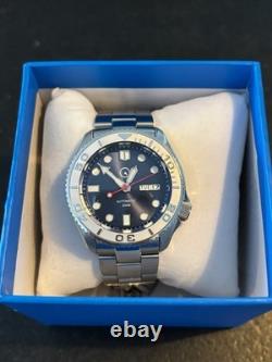 Island Watch Red October Limited Edition Automatic Diver 200m Full Set Steel