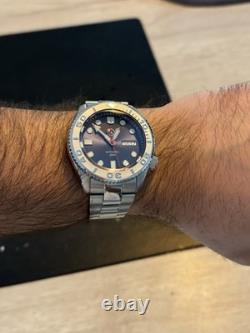 Island Watch Red October Limited Edition Automatic Diver 200m Full Set Steel