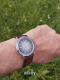 Montre Automatique Vintage NITAVA PUW 1565T Été Révisé Montre Automatique Vintage NITAVA PUW 1565T Été Révisé