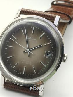 Montre Automatique Vintage NITAVA PUW 1565T Été Révisé Montre Automatique Vintage NITAVA PUW 1565T Été Révisé