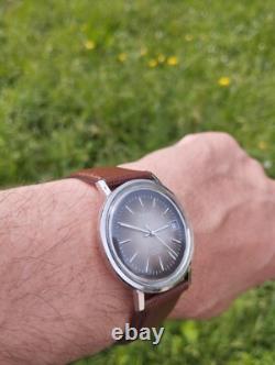 Montre Automatique Vintage NITAVA PUW 1565T Été Révisé Montre Automatique Vintage NITAVA PUW 1565T Été Révisé