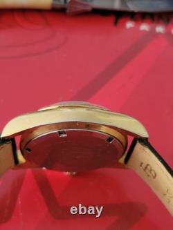 Montre BULOVA SUPER SÉVILLE Day Date Automatique + Bracelet d'origine Montre BULOVA SUPER SÉVILLE Day Date Automatique + Bracelet d'origine