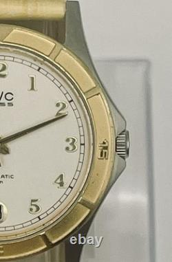Montre BWC Swiss automatique avec date classique Vintage Montre BWC Swiss automatique avec date classique Vintage