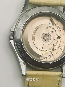 Montre BWC Swiss automatique avec date classique Vintage Montre BWC Swiss automatique avec date classique Vintage