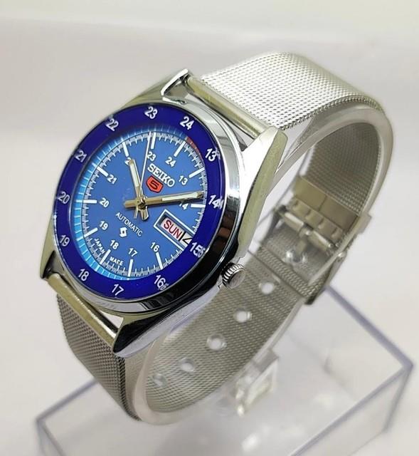 Montre-bracelet Homme Seiko Automatique Vintage Reconditionn&eacute;e Cadran Bleu