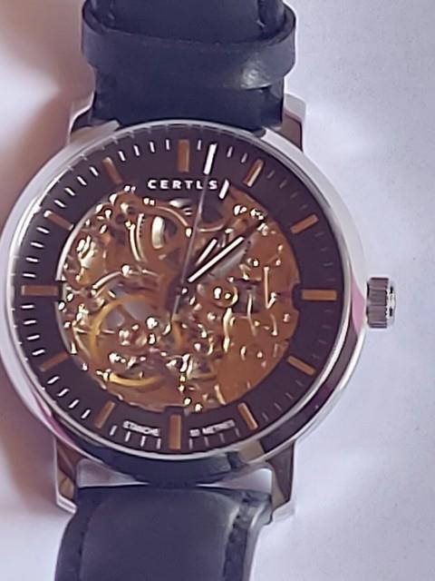 Montre Certus Automatique Neuve Avec Bo&icirc;te D'origine