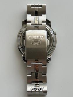 Montre Homme SEIKO 5 SNKL75K1 7S26-03S0 Automatique Cadran Argent Date Jour O