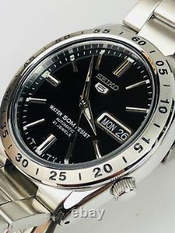 Montre Homme Seiko 5 Automatique Cadran Noir Acier Argenté SNKE01K1 Montre Homme Seiko 5 Automatique Cadran Noir Acier Argenté SNKE01K1