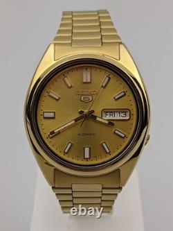 Montre Homme Seiko 5 Automatique Cadran Or PVD Acier Inoxydable SNXS80K1 Montre Homme Seiko 5 Automatique Cadran Or PVD Acier Inoxydable SNXS80K1