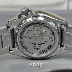 Montre Homme Seiko 5 Rare Automatique Cadran Arabe Vert SRPH49K1 Acier Inoxyd