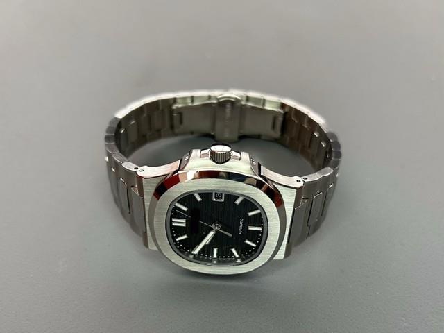 Montre Mod&eacute;e Nh35