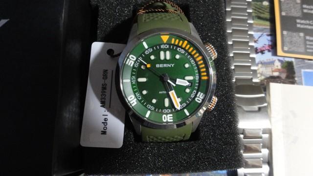 Montre Plong&eacute;e Homme Berny Automatique 20atm Saphir Lumineuse Sport M&eacute;canique