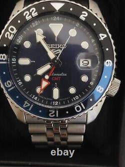 Montre SEIKO 5 SPORTS DATE GMT SBSC003 bleue- Made in Japan