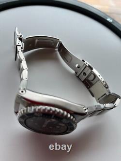 Montre SEIKO KINETIC Divers 200m Ref. 5M62-OBLO Montre SEIKO KINETIC Divers 200m Ref. 5M62-OBLO