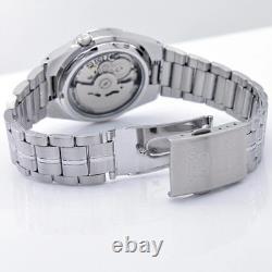 Montre Seiko 5 Automatique 21 Jewels Blanc Cadran SNK559J1 Pour Des Hommes