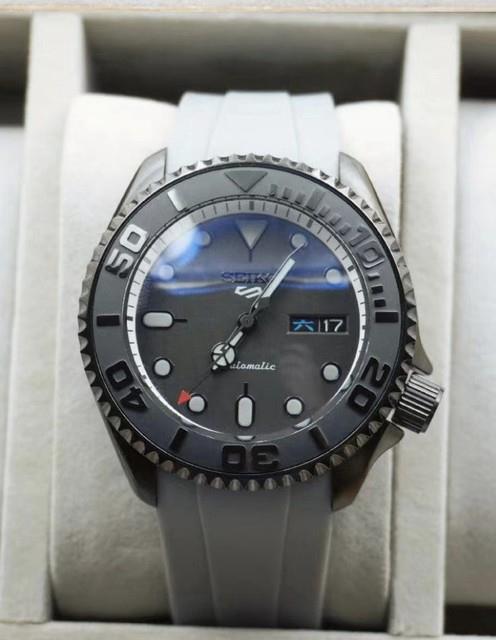 Montre Seiko Style Diver Automatique