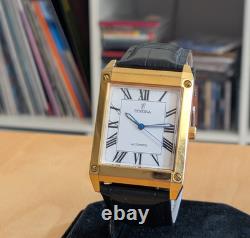 Montre Tank automatique Festina 32.5 x 47 mm fonctionne Bracelet neuf Montre Tank automatique Festina 32.5 x 47 mm fonctionne Bracelet neuf