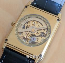 Montre Tank automatique Festina 32.5 x 47 mm fonctionne Bracelet neuf