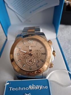 Montre Technomarine UF6 Chronographe UFC19