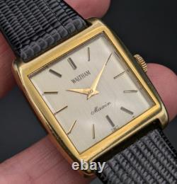 Montre Waltham Maxim Dress Watch manuelle square tank Fonctionnelle
