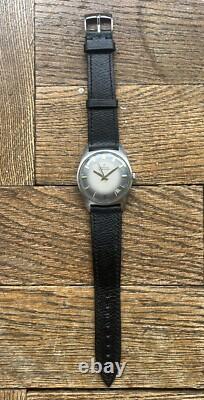 Montre ZENITH Automatique Vintage 2542PC Calibre Degraded Dial Montre ZENITH Automatique Vintage 2542PC Calibre Degraded Dial