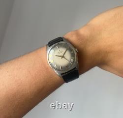 Montre ZENITH Automatique Vintage 2542PC Calibre Degraded Dial Montre ZENITH Automatique Vintage 2542PC Calibre Degraded Dial