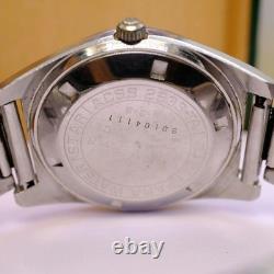 Montre automatique homme Citizen C141 37 mm cadran noir indicateur jour date