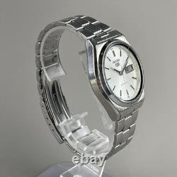 Montre automatique homme SEIKO 5 38 mm jour/date bracelet argent SS 7009-8761