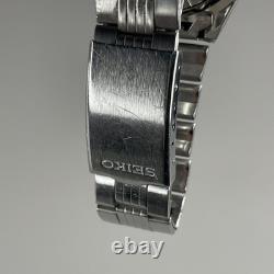 Montre automatique homme SEIKO 5 38 mm jour/date bracelet argent SS 7009-8761