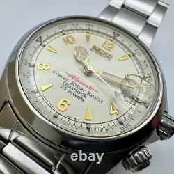Montre automatique homme SEIKO Alpinist SCVF007 4S15-6000 cadran ivoire 36 mm Montre automatique homme SEIKO Alpinist SCVF007 4S15-6000 cadran ivoire 36 mm
