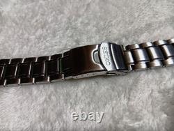 Montre automatique homme SEIKO bracelet cuir noir argenté état élégant Montre automatique homme SEIKO bracelet cuir noir argenté état élégant