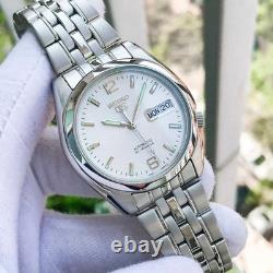 Montre automatique homme Seiko 5 SNK385K1 cadran argenté acier inoxydable arg