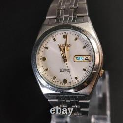 Montre automatique pour homme SEIKO5 Seiko Five blanche 7S26 en acier inoxyda Montre automatique pour homme SEIKO5 Seiko Five blanche 7S26 en acier inoxyda