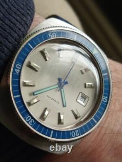 Montre automatique vintage Skin Diver Bakélite Montre automatique vintage Skin Diver Bakélite