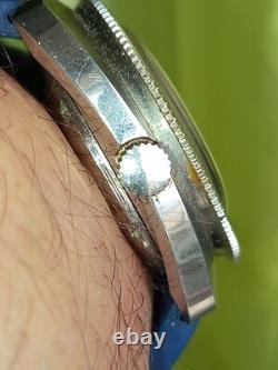 Montre automatique vintage Skin Diver Bakélite Montre automatique vintage Skin Diver Bakélite