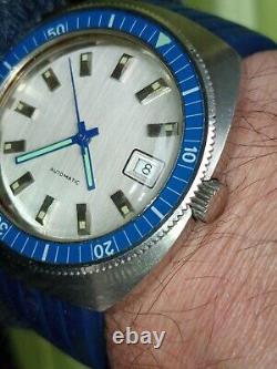Montre automatique vintage Skin Diver Bakélite Montre automatique vintage Skin Diver Bakélite