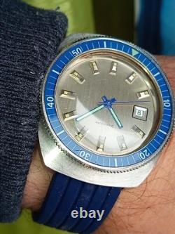Montre automatique vintage Skin Diver Bakélite Montre automatique vintage Skin Diver Bakélite