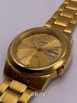 Montre pour homme Seiko 5 Classic automatique cadran doré ton or PVD acier SN