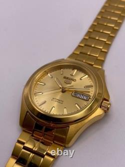 Montre pour homme Seiko 5 automatique cadran doré bracelet en acier SNKK98K1
