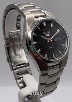Montre pour homme Seiko 5 automatique cadran noir bracelet en acier SNK617K1