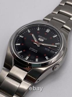 Montre pour homme Seiko 5 automatique cadran noir bracelet en acier SNK617K1