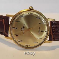 Montre russe vintage LUCH USSR 23 Jewels Mechanical de Rare Mann AU-20 Montre russe vintage LUCH USSR 23 Jewels Mechanical de Rare Mann AU-20