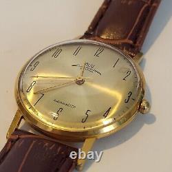 Montre russe vintage LUCH USSR 23 Jewels Mechanical de Rare Mann AU-20 Montre russe vintage LUCH USSR 23 Jewels Mechanical de Rare Mann AU-20