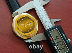 Montre suisse automatique homme ELVIA pl OR day-date ETA 2789 révisée garantie